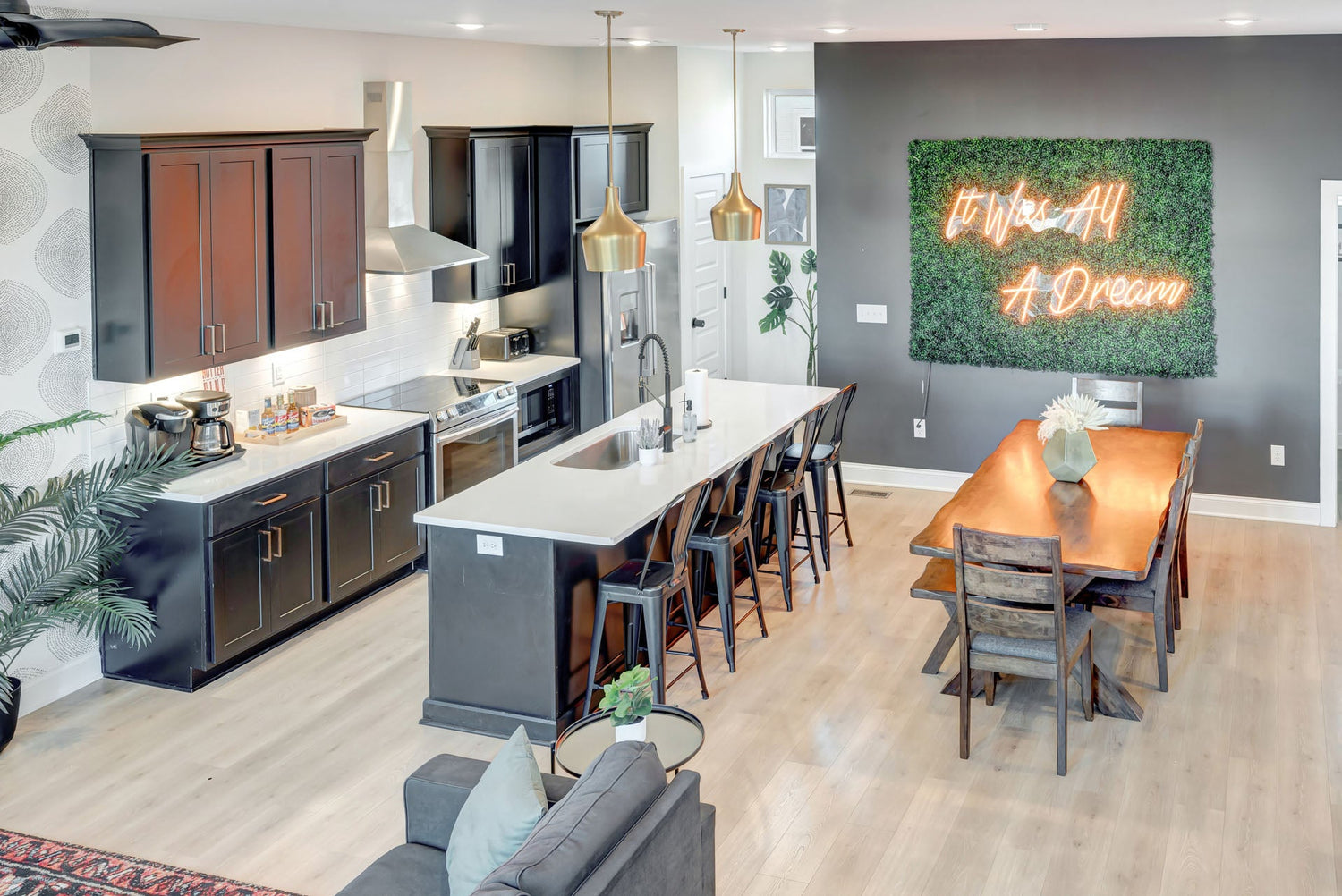 Complete Guide to Vacation Rental Pricing Strategy in 2026